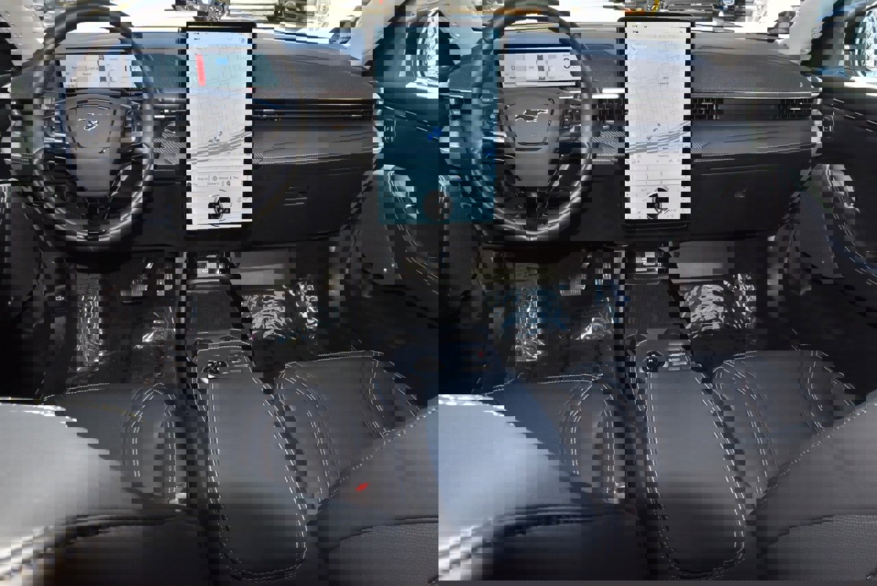 Certified 2023 Ford Mustang Mach-E Premium image 16