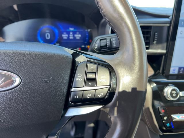 Certified 2023 Ford Explorer Platinum w/ Technology Package AWD/4WD image 17