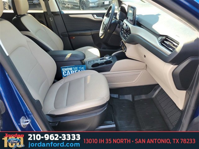 Certified 2022 Ford Escape SEL w/ Technology Package image 11