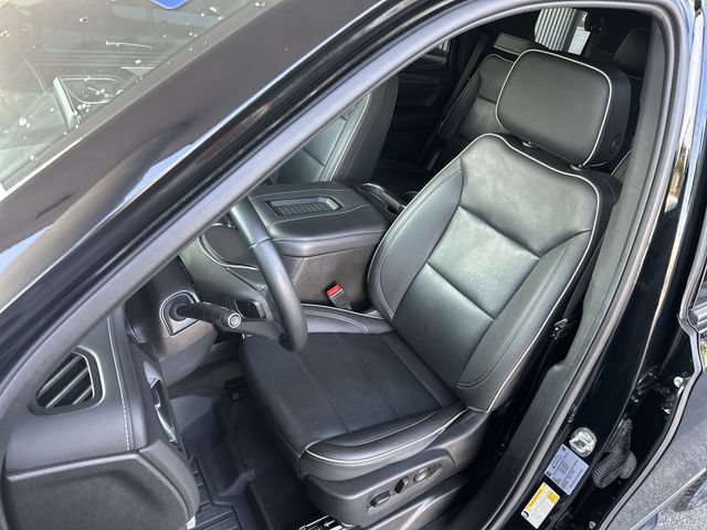 Used 2023 GMC Yukon SLT AWD/4WD image 12