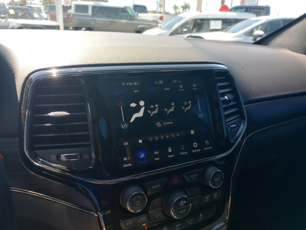 Used 2020 Jeep Grand Cherokee Limited X AWD/4WD image 29