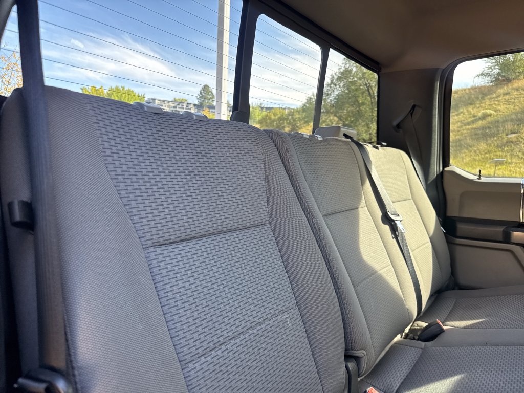 Certified 2022 Ford F250 XLT w/ Black Appearance Package AWD/4WD image 24