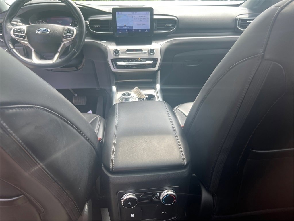 Certified 2022 Ford Explorer XLT w/ Equipment Group 202A image 21