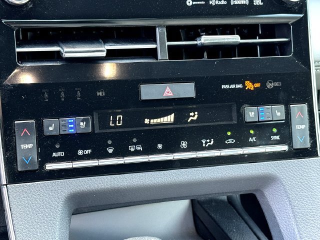 Used 2020 Toyota Avalon Limited w/ Advanced Safety Package FWD image 20