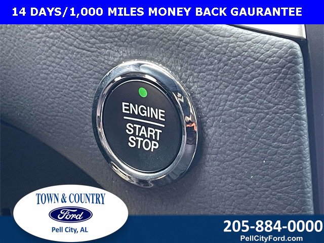 Certified 2024 Ford Edge SE w/ Black Appearance Package image 9