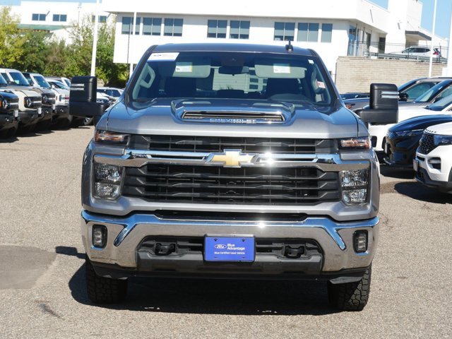 Used 2025 Chevrolet Silverado 2500 LT w/ Convenience Package AWD/4WD image 8