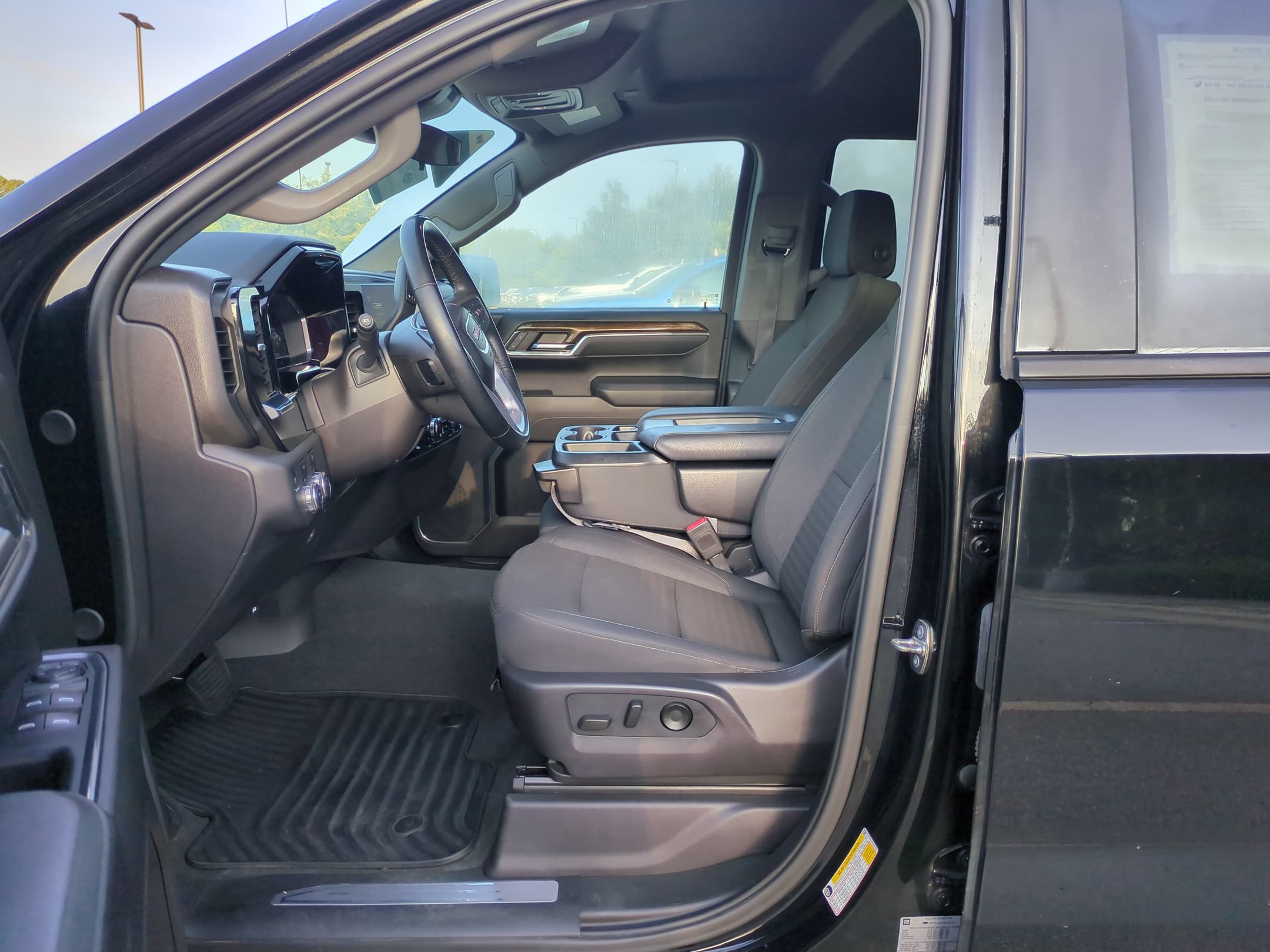 Used 2024 GMC Sierra 1500 Elevation AWD/4WD image 13