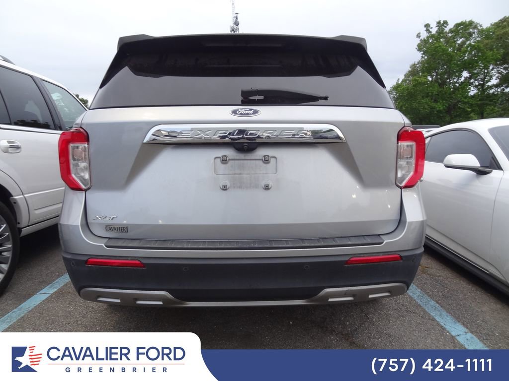 Certified 2021 Ford Explorer XLT w/ Equipment Group 202A RWD image 5