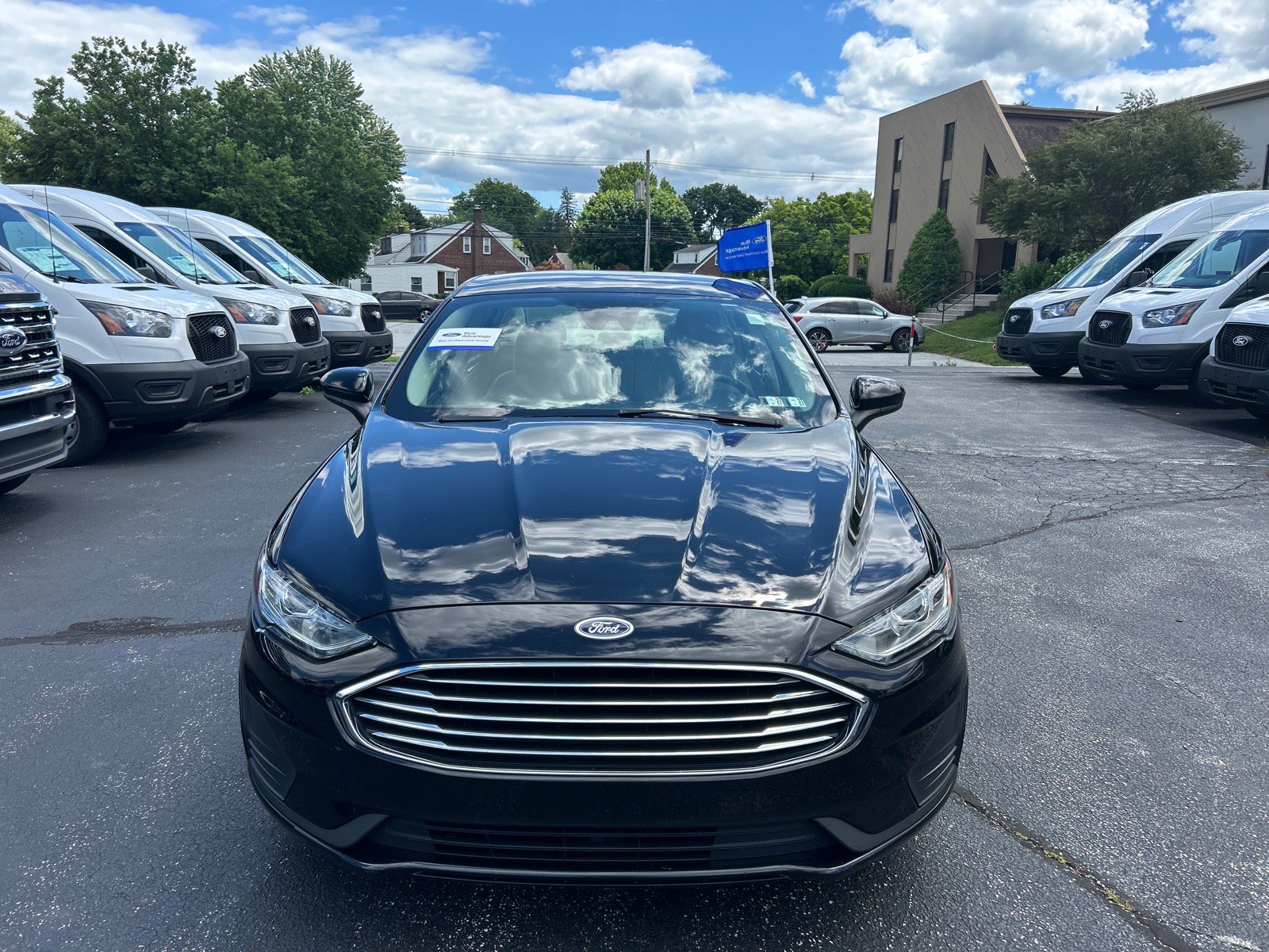 Certified 2020 Ford Fusion SE FWD image 2