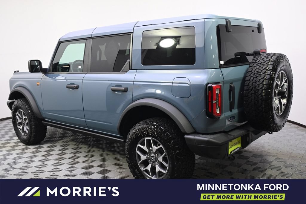 Certified 2025 Ford Bronco Badlands AWD/4WD image 3