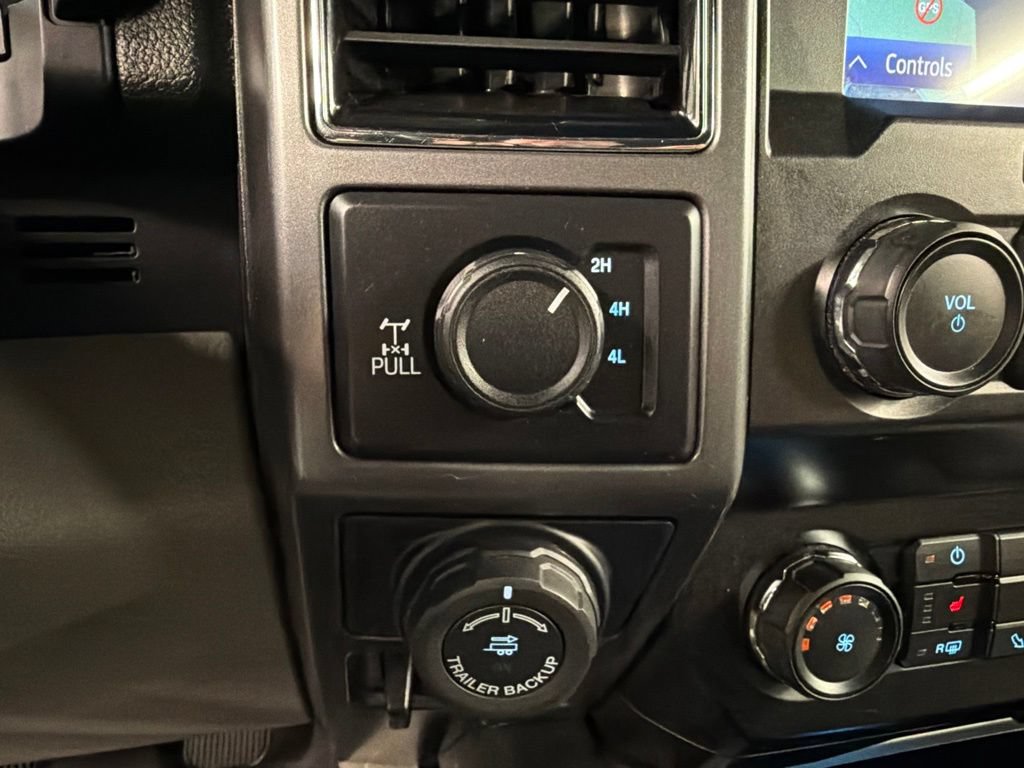 Certified 2019 Ford F150 XLT w/ Equipment Group 302A Luxury AWD/4WD image 19