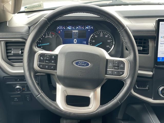 Certified 2022 Ford Expedition XLT RWD image 8