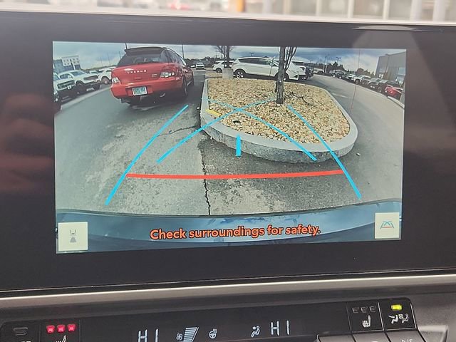 Used 2025 Toyota Camry XLE AWD/4WD image 20