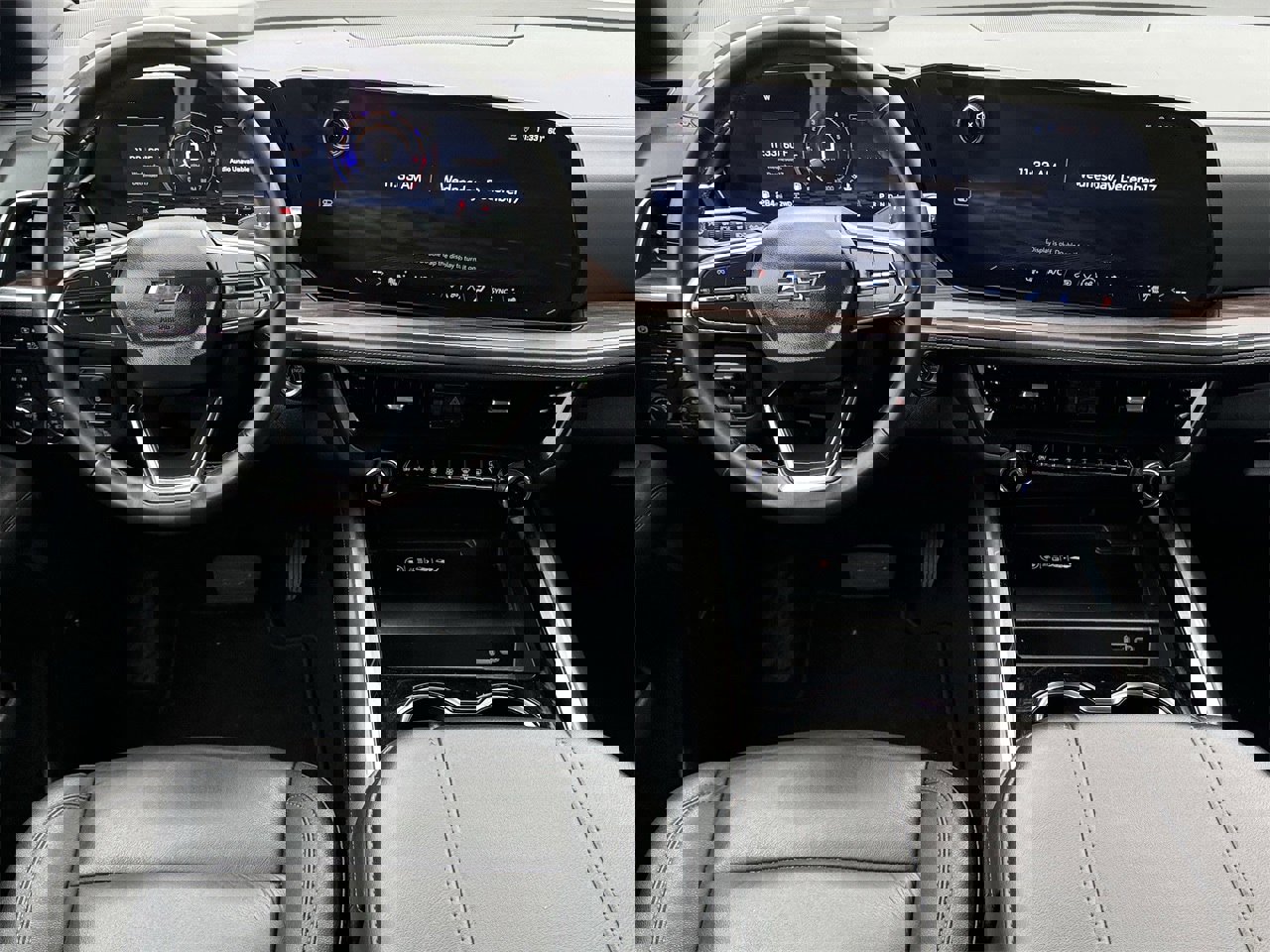 Used 2025 Chevrolet Suburban Z71 w/ Comfort Package image 11