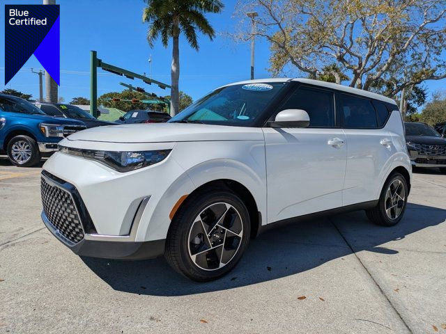 Used 2025 Kia Soul EX image 1