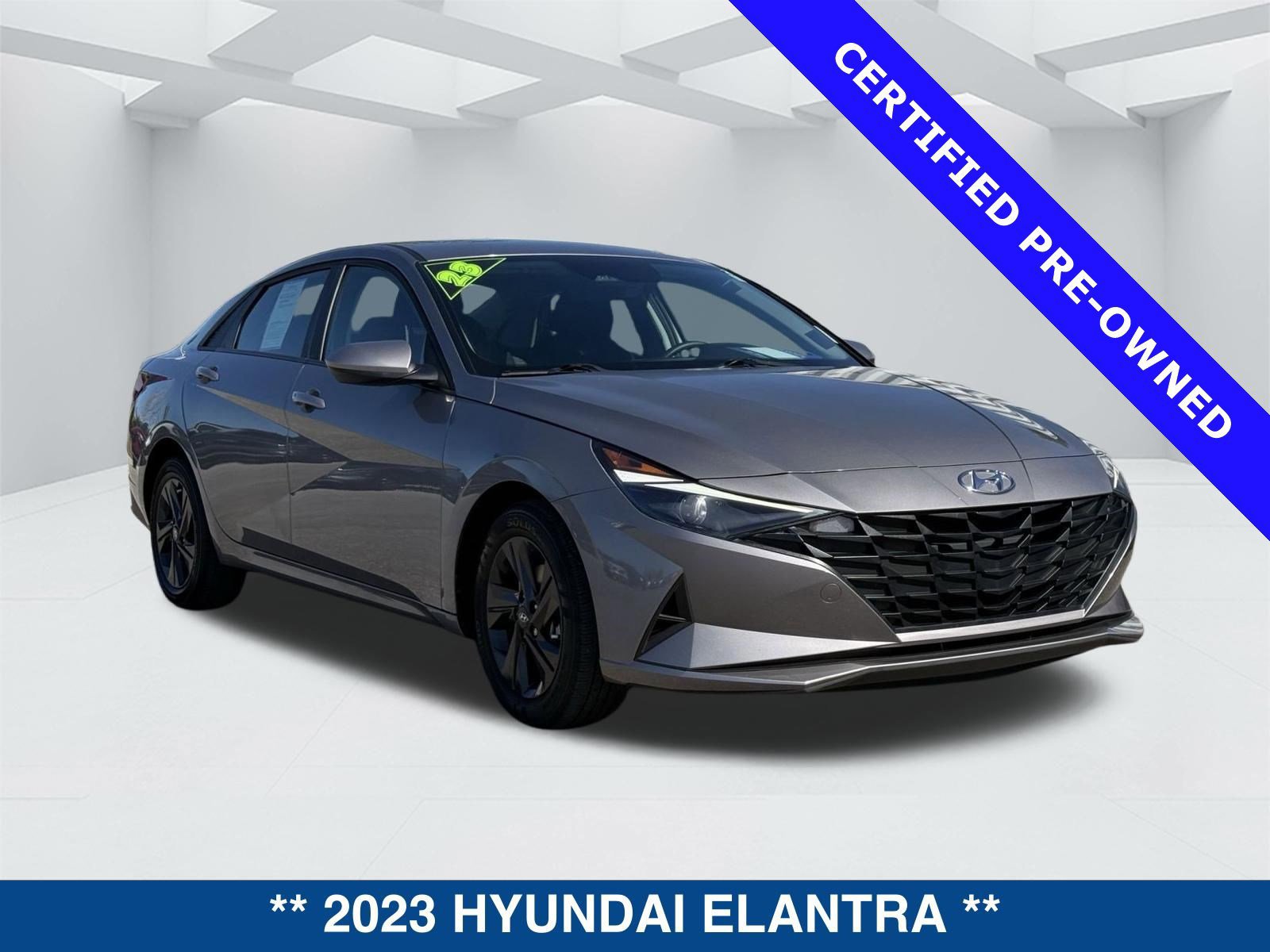 Used 2023 Hyundai Elantra SEL image 7