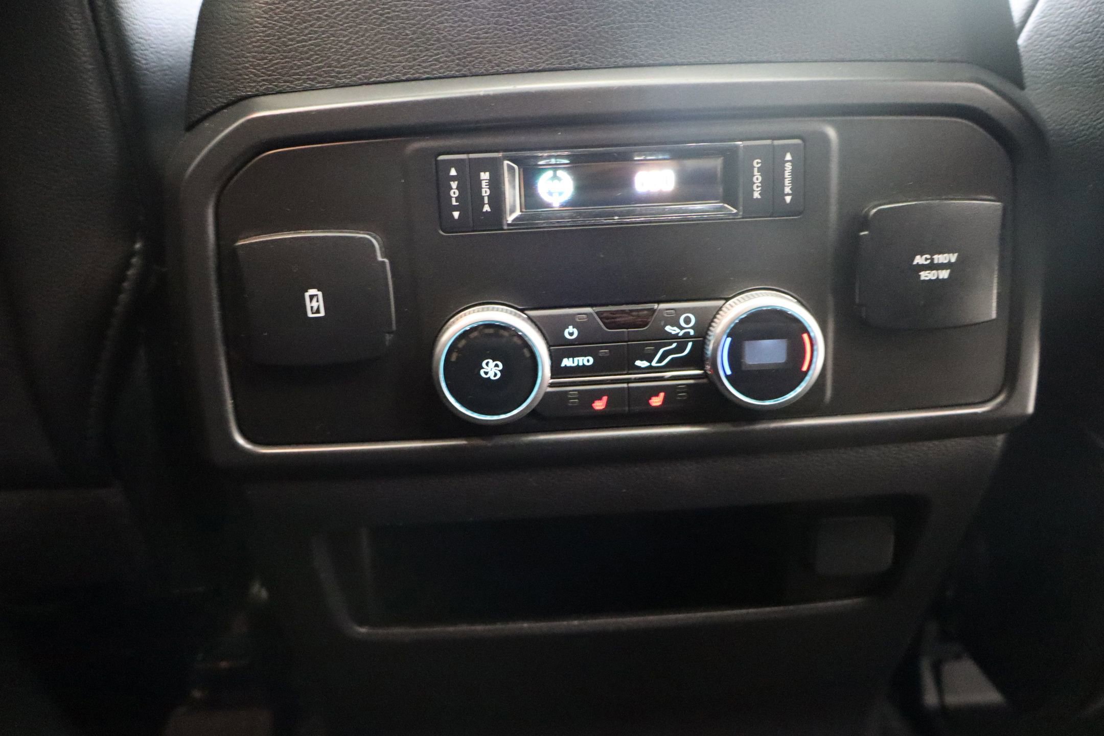 Certified 2020 Ford Expedition Limited image 29