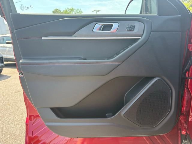 Certified 2025 Ford Explorer ST-Line w/ Premium Package image 10