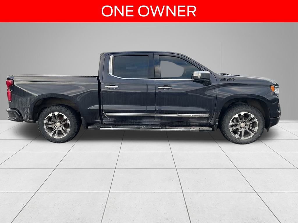 Used 2023 Chevrolet Silverado 1500 High Country w/ Technology Package image 2
