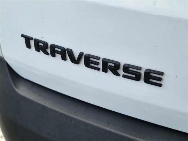 Used 2022 Chevrolet Traverse RS image 7