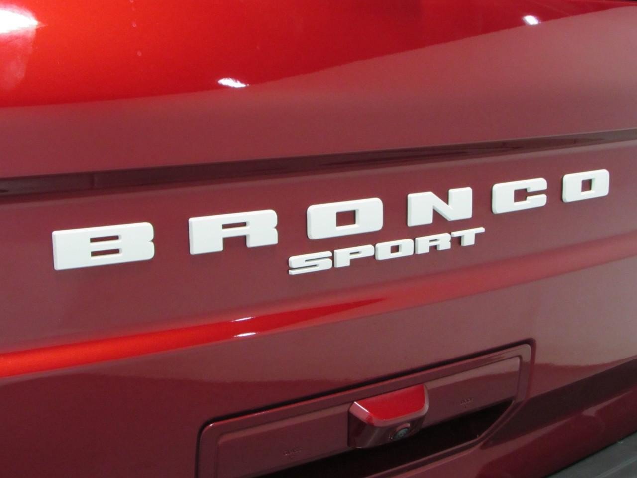 Certified 2025 Ford Bronco Sport Heritage w/ Convenience Package AWD/4WD image 33