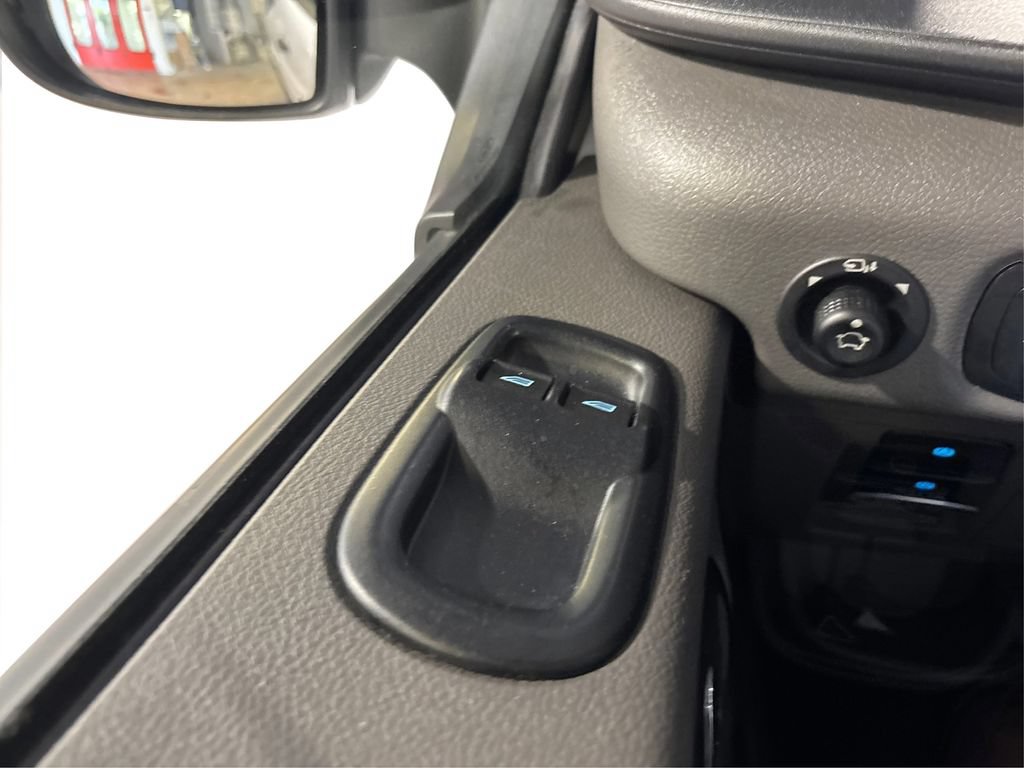 Certified 2024 Ford Transit 350 XLT RWD image 33