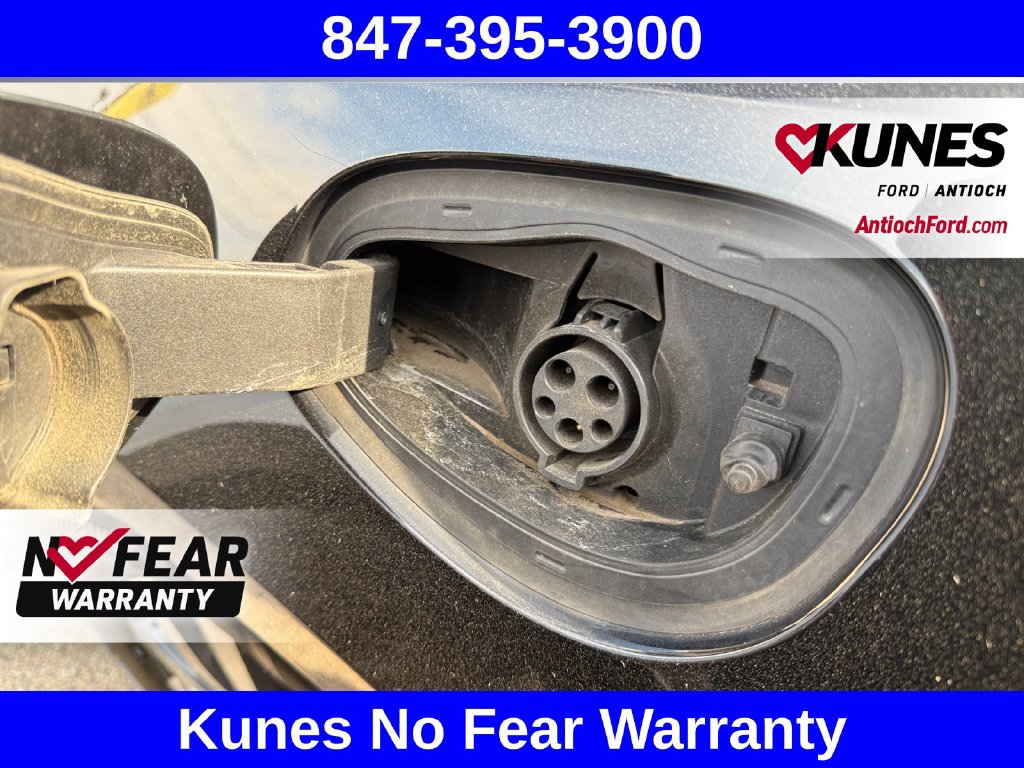 Used 2023 Chrysler Pacifica Touring-L FWD image 50