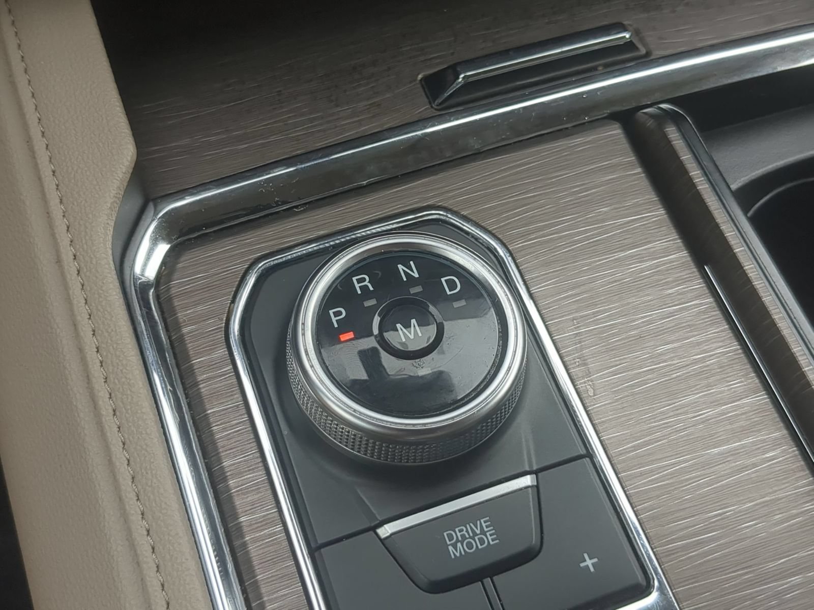 Certified 2024 Ford Expedition Limited RWD image 25