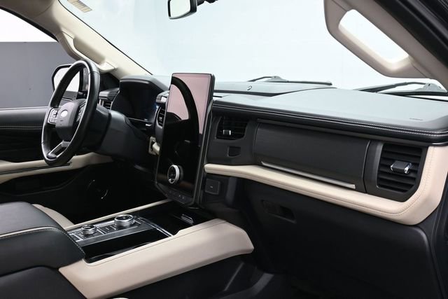 Certified 2023 Ford Expedition Platinum AWD/4WD image 31