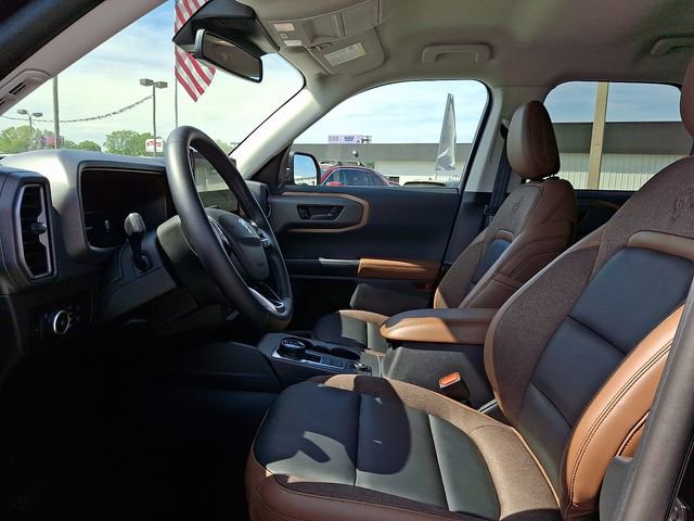 Certified 2025 Ford Bronco Sport Outer Banks w/ Outer Banks Tech Package+ AWD/4WD image 13