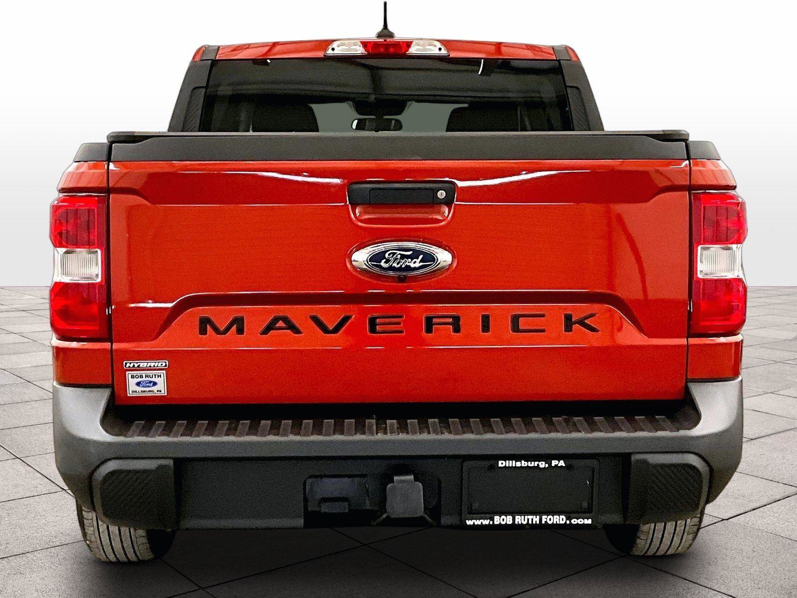 Certified 2022 Ford Maverick XLT FWD image 4