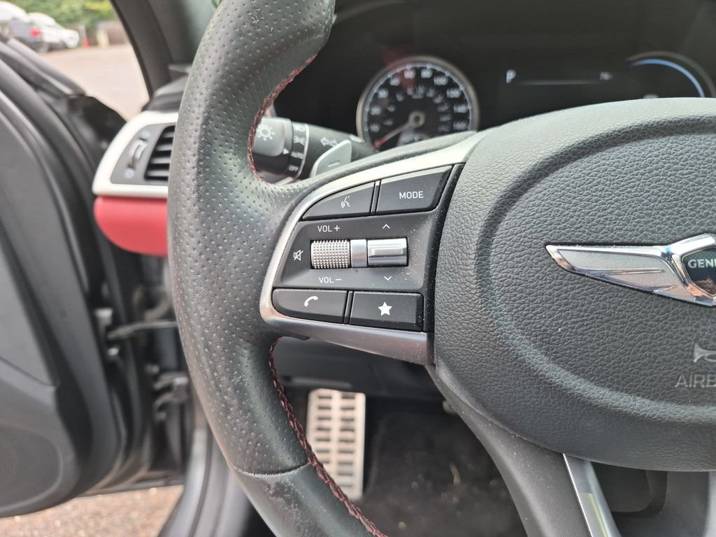 Used 2022 Genesis G70 3.3T Launch Edition AWD/4WD image 19