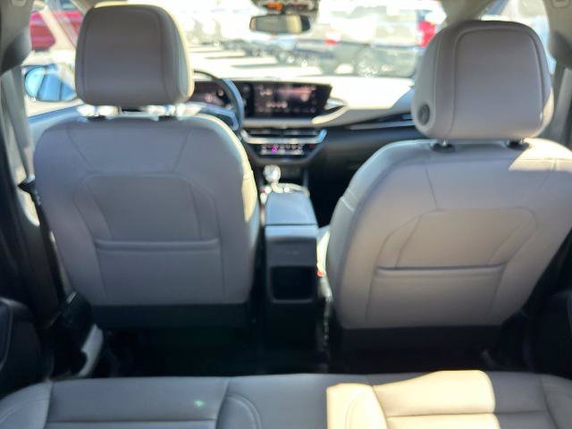 Used 2024 Buick Envista Avenir FWD image 23