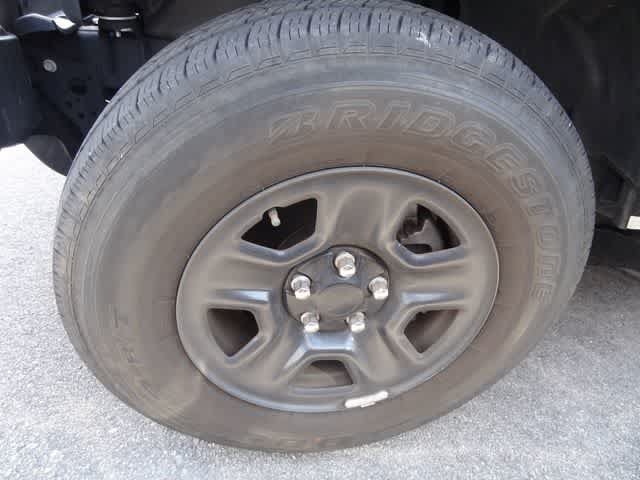 Used 2024 Jeep Gladiator Sport AWD/4WD image 14