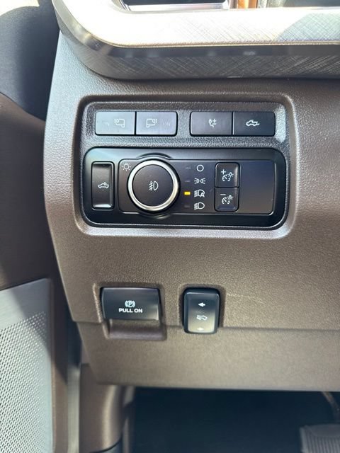 Certified 2024 Ford F250 King Ranch w/ FX4 Off-Road Package AWD/4WD image 19