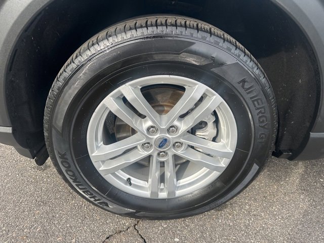 Certified 2022 Ford Explorer XLT w/ Equipment Group 202A image 21