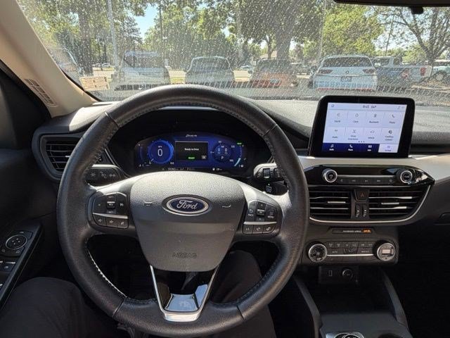 Certified 2020 Ford Escape SE Sport AWD/4WD image 16