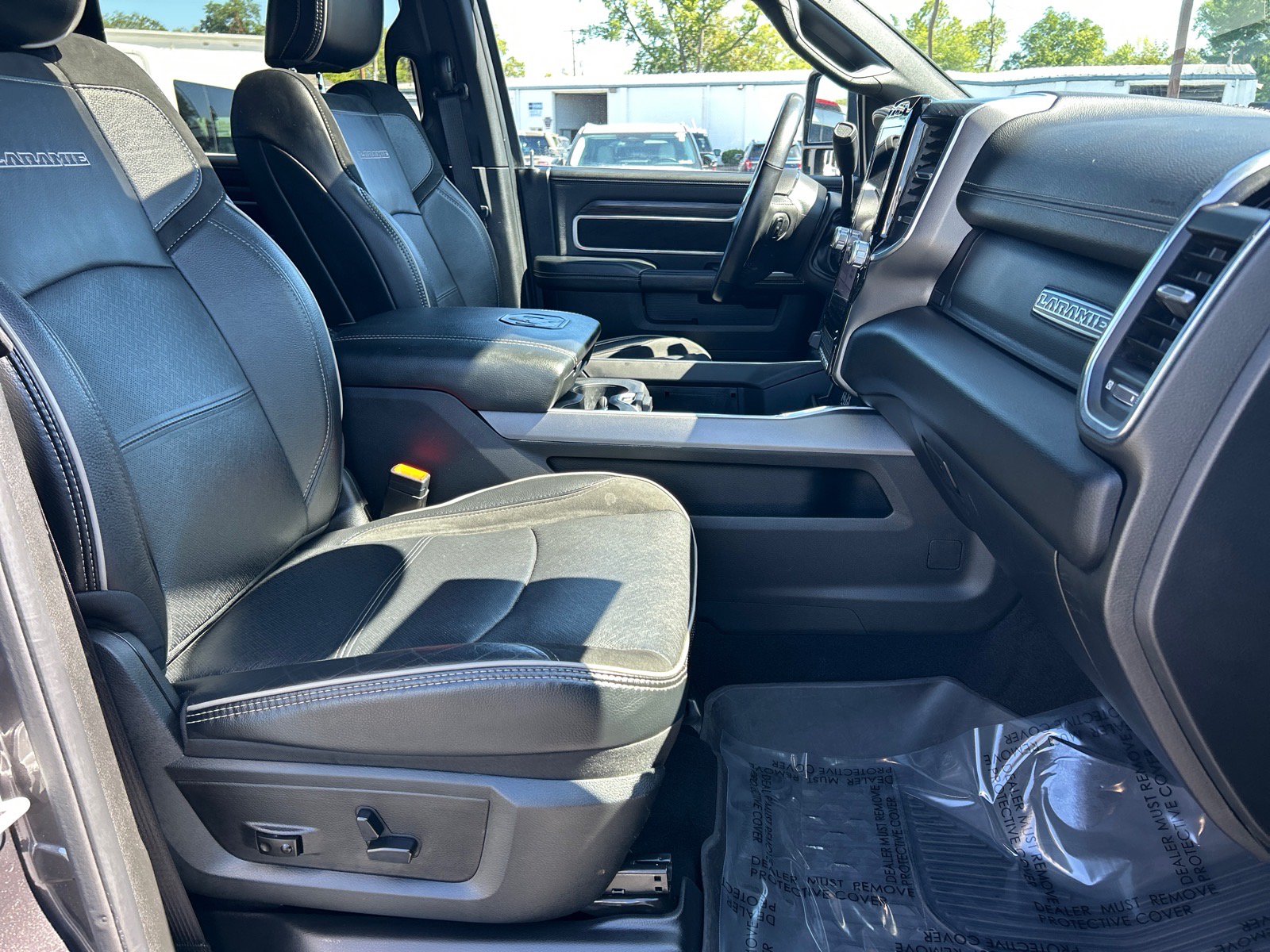 Used 2024 RAM 3500 Laramie w/ Night Edition AWD/4WD image 18