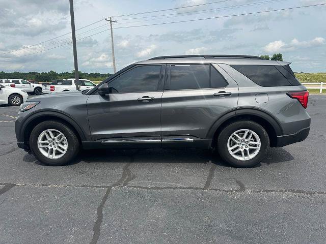 Certified 2025 Ford Explorer Active w/ Active Comfort Package RWD image 26