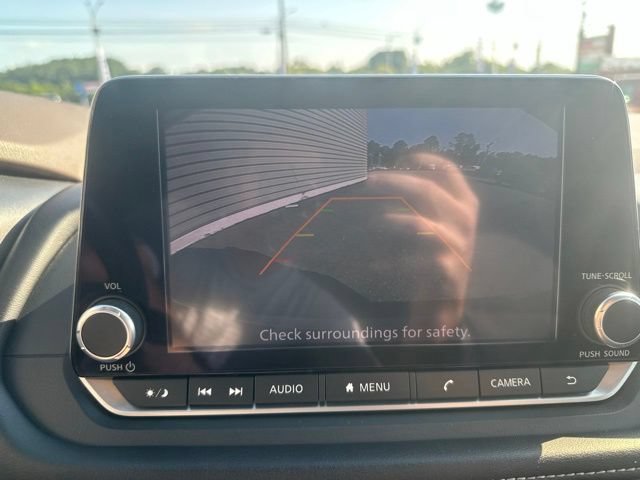 Used 2023 Nissan Rogue SV AWD/4WD image 24