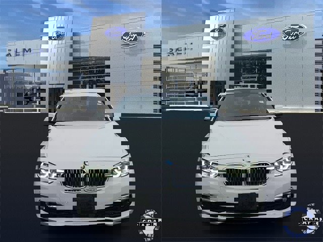 Used 2017 BMW 330i xDrive Sedan image 7