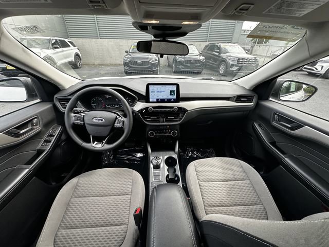Certified 2022 Ford Escape SE w/ Convenience Package AWD/4WD image 3