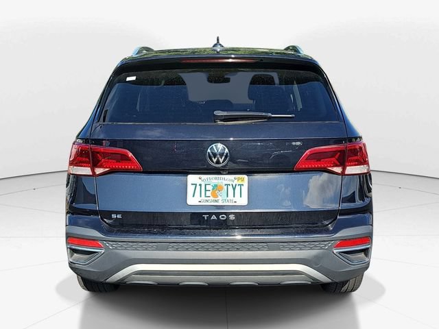 Used 2024 Volkswagen Taos SE FWD image 4