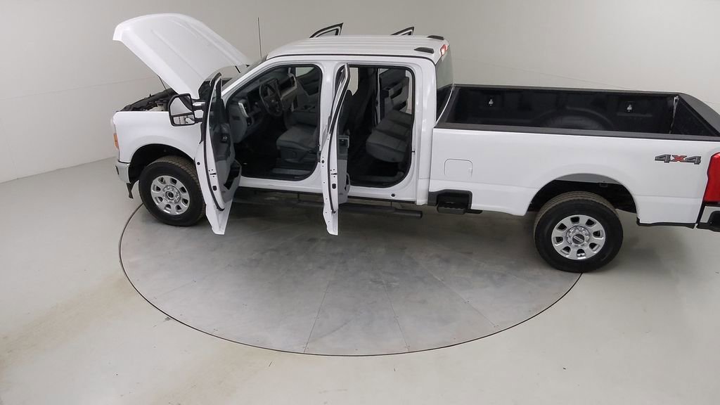 Certified 2023 Ford F250 XL w/ XL Chrome Package image 52