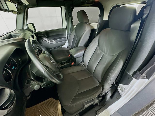 Used 2018 Jeep Wrangler Sport image 17