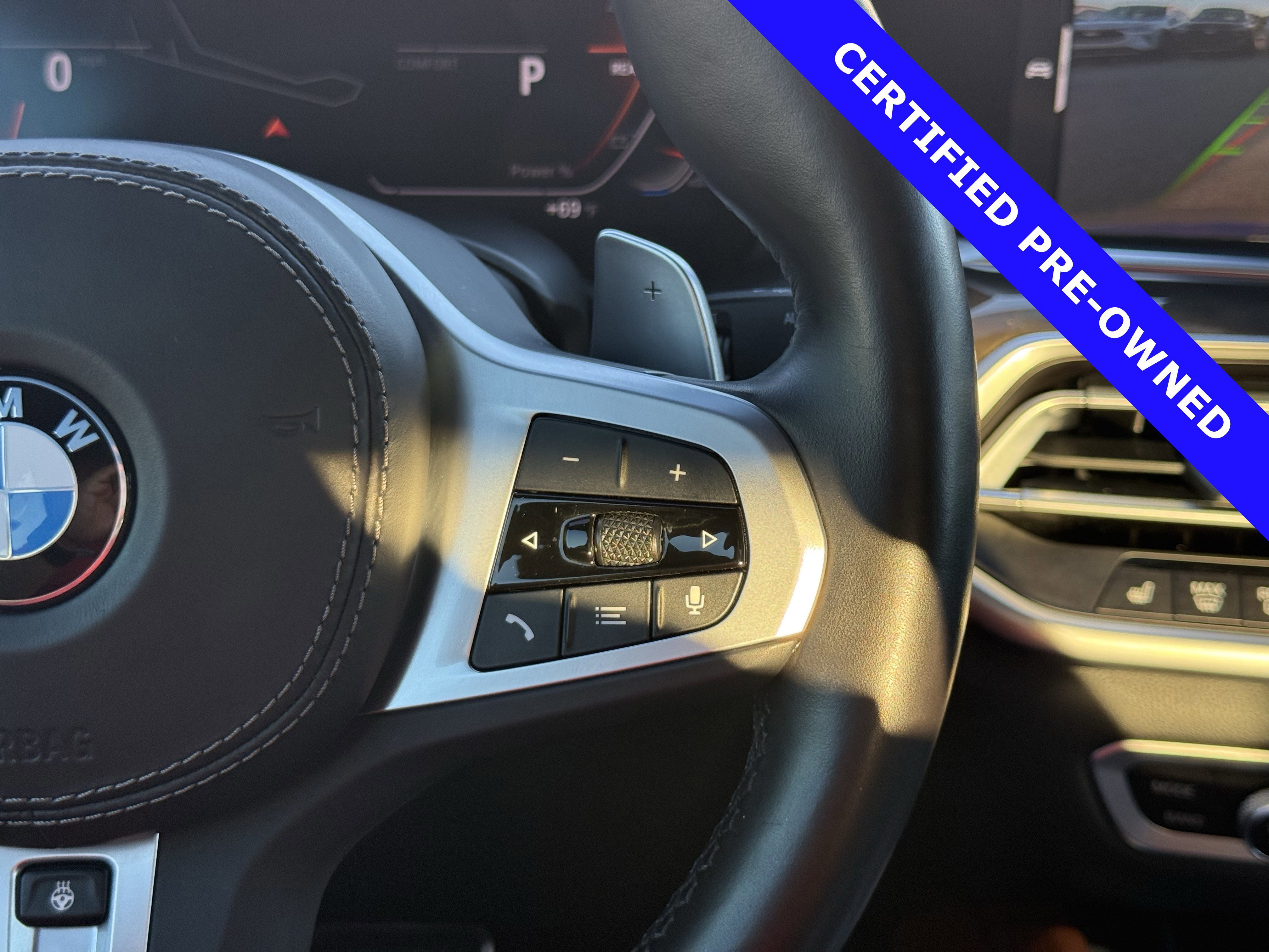 Used 2022 BMW X6 xDrive40i w/ M Sport Package image 25