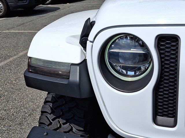 Used 2021 Jeep Wrangler Rubicon AWD/4WD image 18