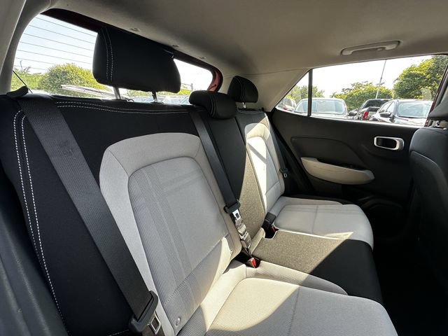 Used 2023 Hyundai Venue SEL FWD image 37