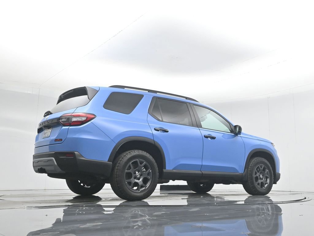 Used 2024 Honda Pilot TrailSport image 14
