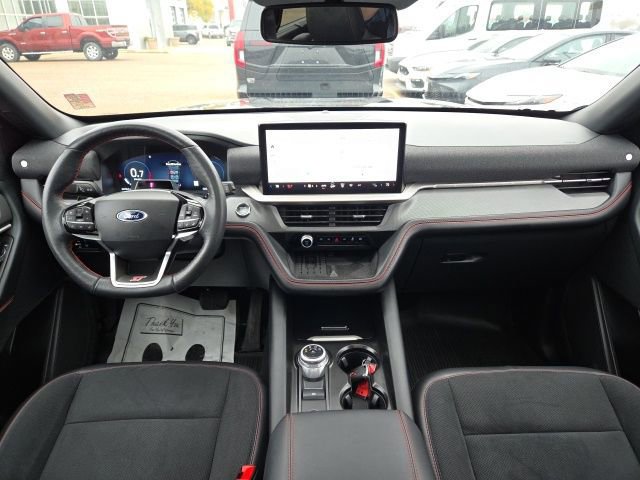 Certified 2025 Ford Explorer ST image 36